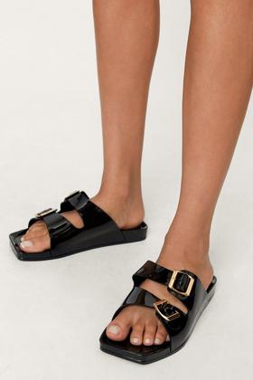 Chunky Cleated Flip Flop Sandals