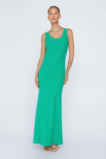 Green Petite Premium Scoop Neck Maxi Dress
