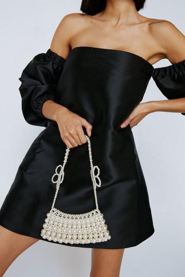 White Pearl Beaded Flower Handle Bag
