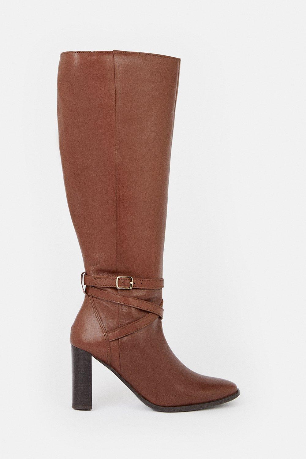 Karen millen 2024 suede boots