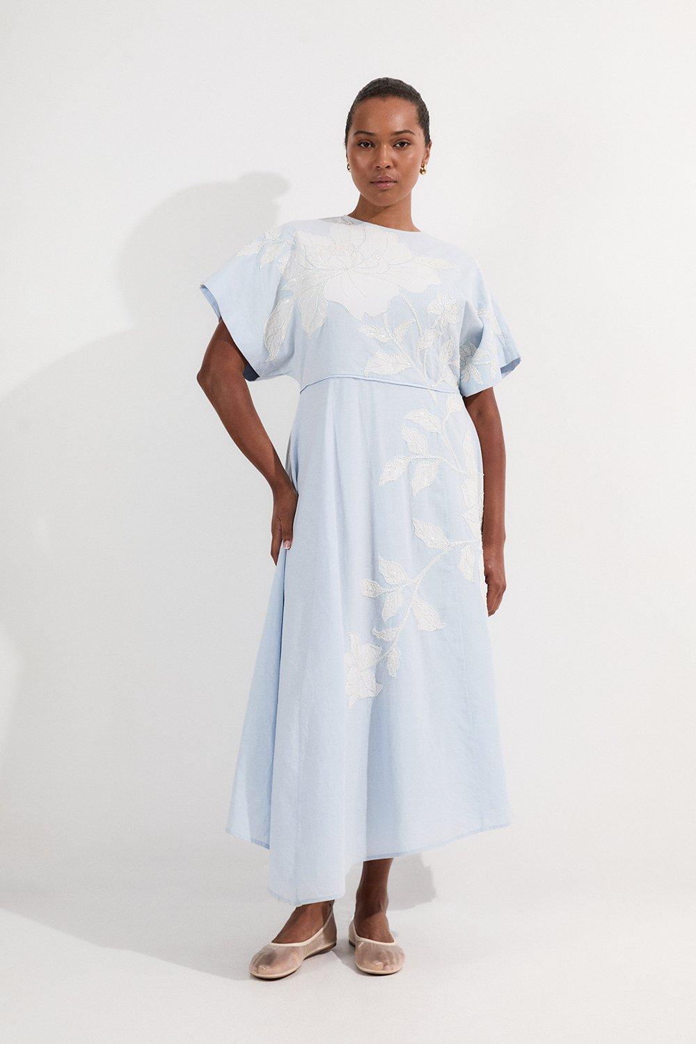 Guipure Lace Mirrored Floral Pleat Midi Dress | Karen Millen