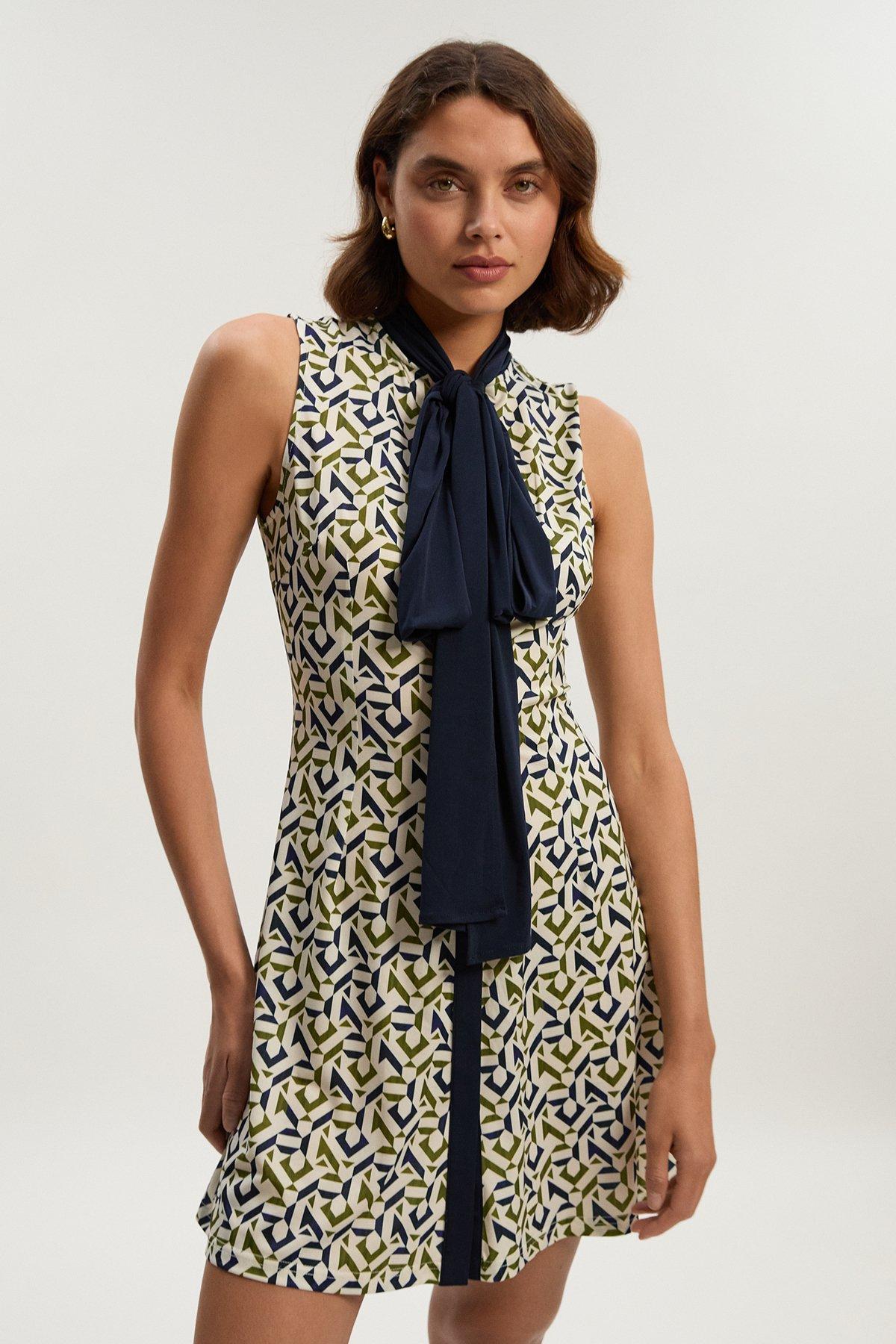 ★Karen Millen オンブルアップリケホルター 魅惑的マキシ★ bkk20310_pink_xl?pdp.template