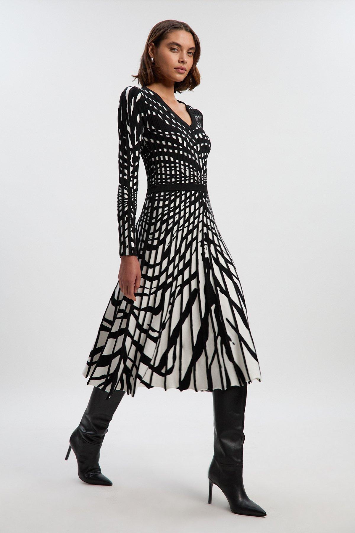 Lydia Millen Chiffon Top Stitch Detail Ruffle Belted Woven