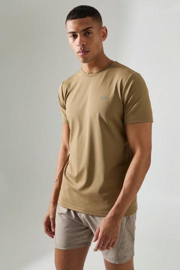 Man Active Performance Gym Tshirt khaki