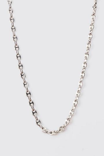 Silver Metal Chain Necklace In Silver