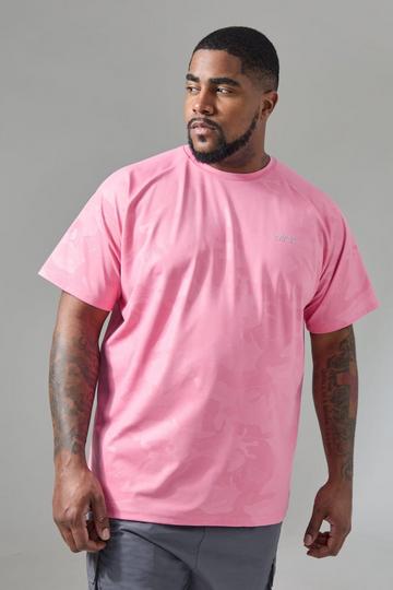 Plus Man Active Camo Raglan Performance T-shirt pink