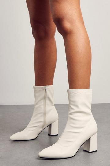 Black Mid Heel Pointed Ankle Boot