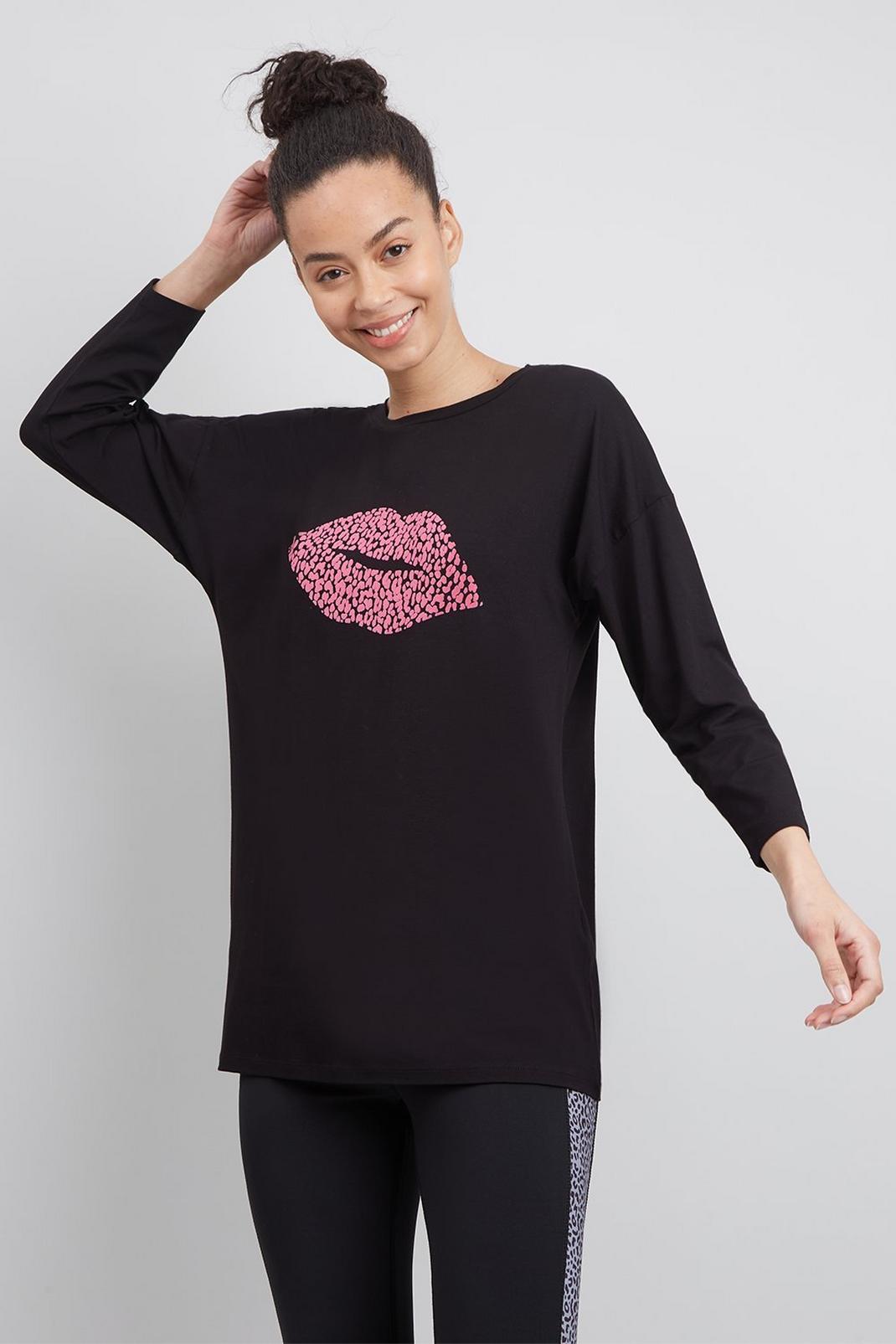 Black Flocked Lip T-shirt image number 1
