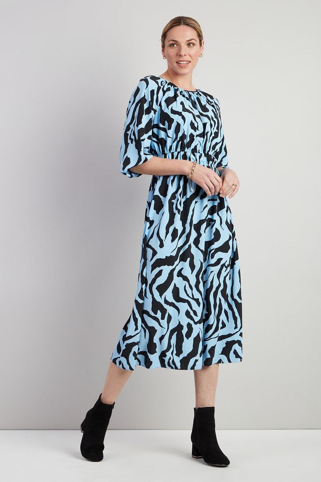 106 Blue Graphic Animal Woven Tiered Dress image number 2