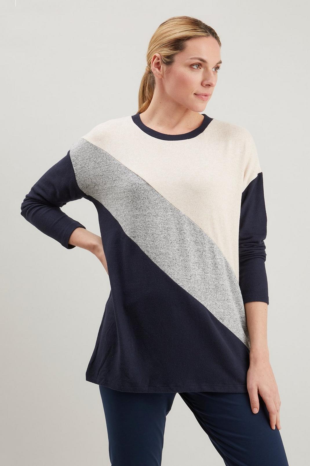 Navy Colour Block Top image number 1
