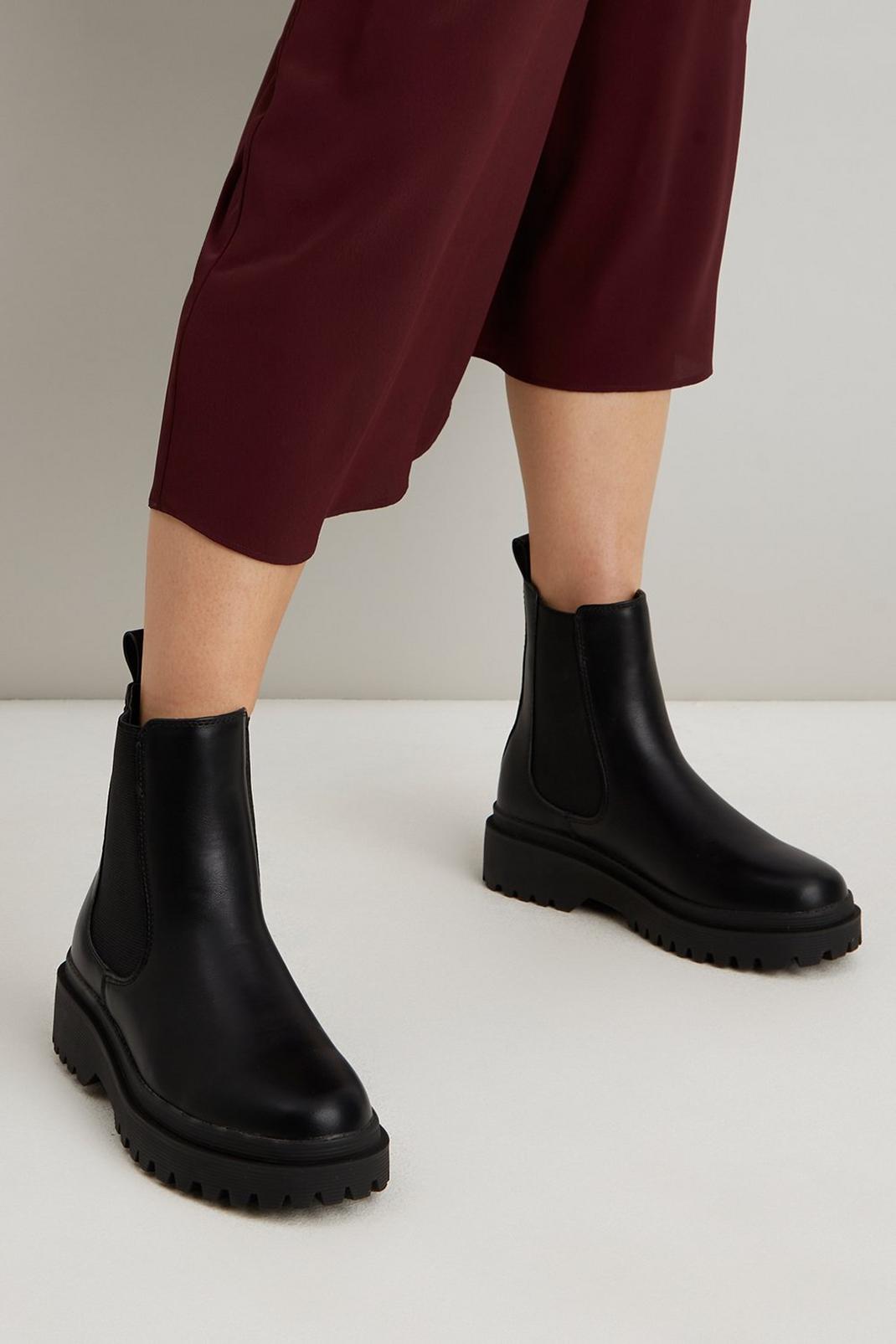 105 Alexi Chunky Chelsea Boot image number 2