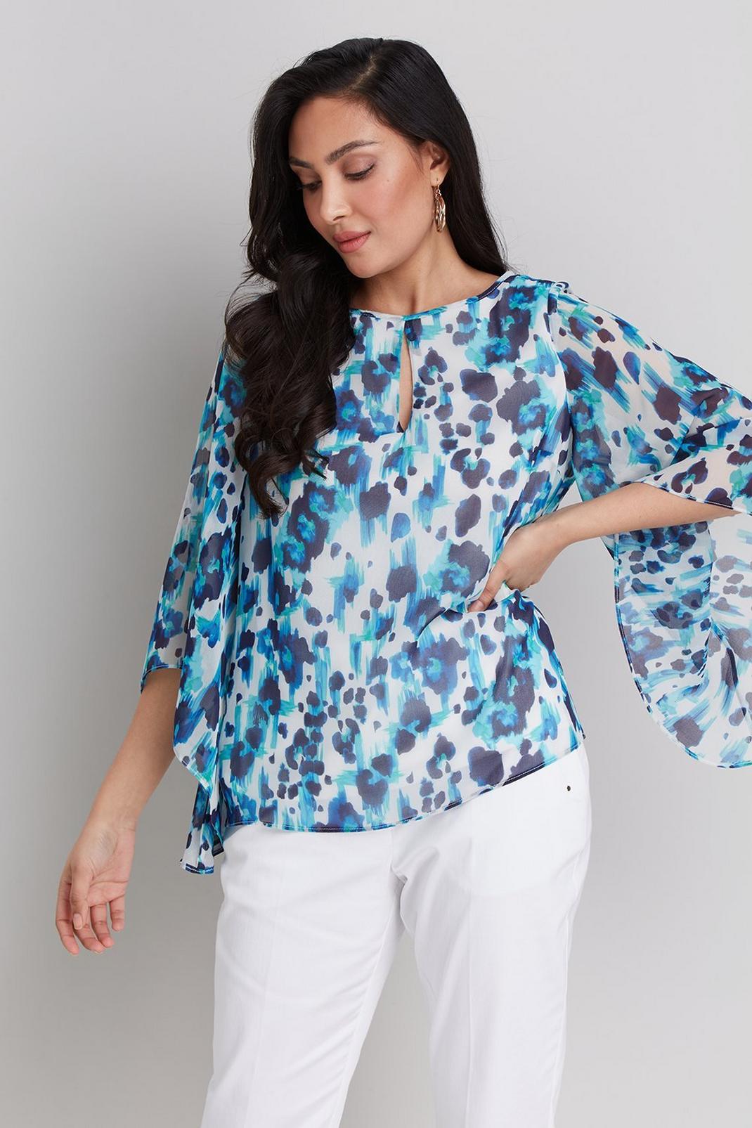 Blue Petite Animal Printed Shell Top image number 1