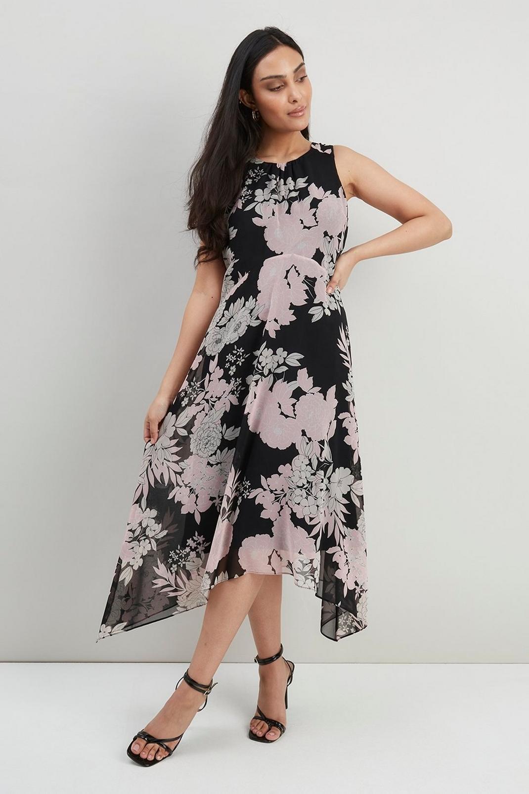 Black Petite Floral Chiffon Fit And Flare Dress image number 1
