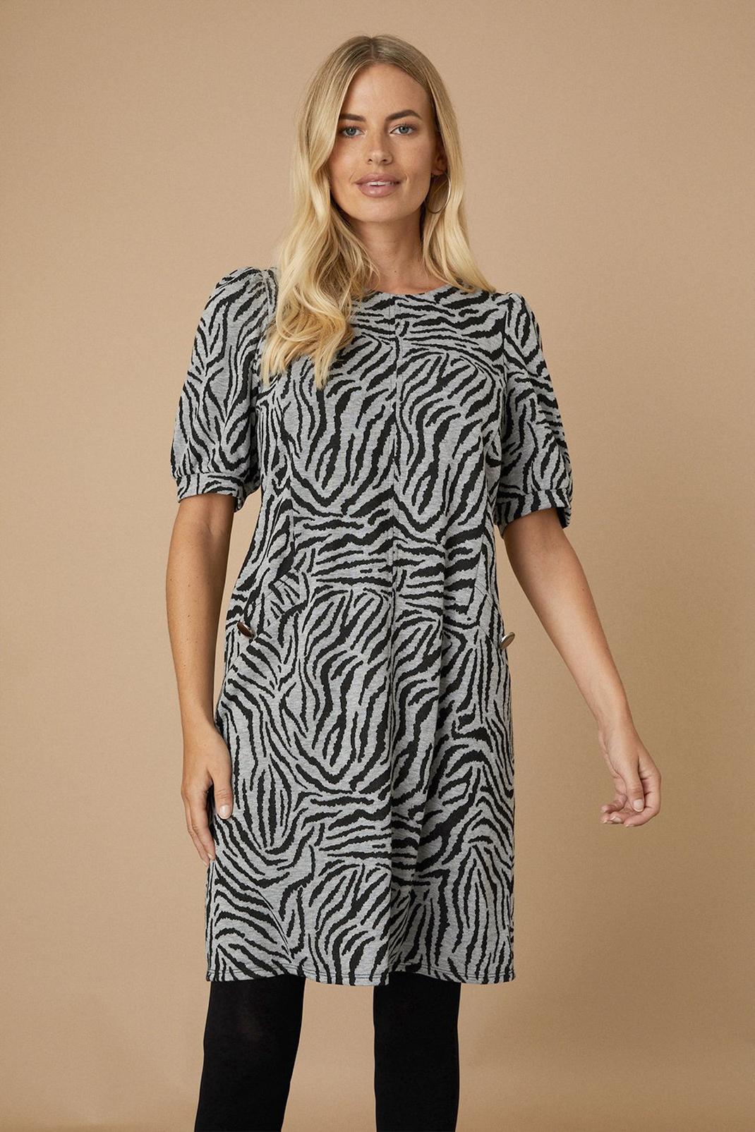 Grey Petite Zebra Jacquard Puff Sleeve Dress image number 1