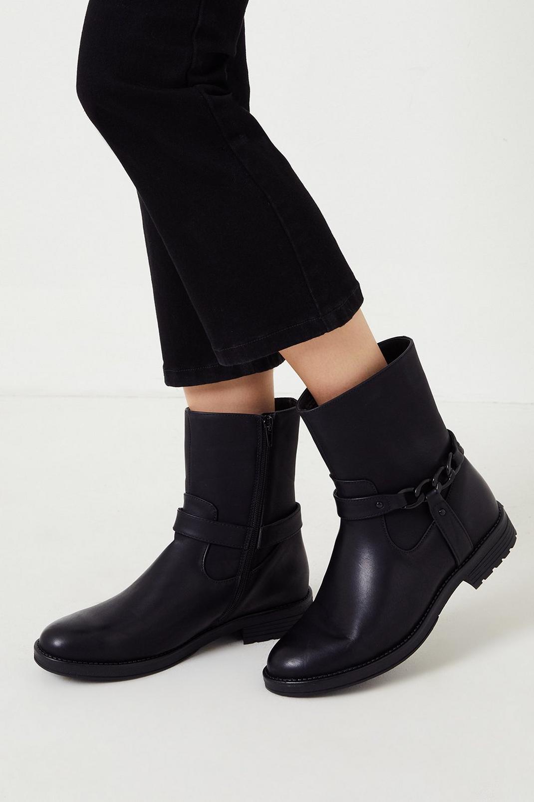 Black Marie Chain Detail Ankle Boots image number 1