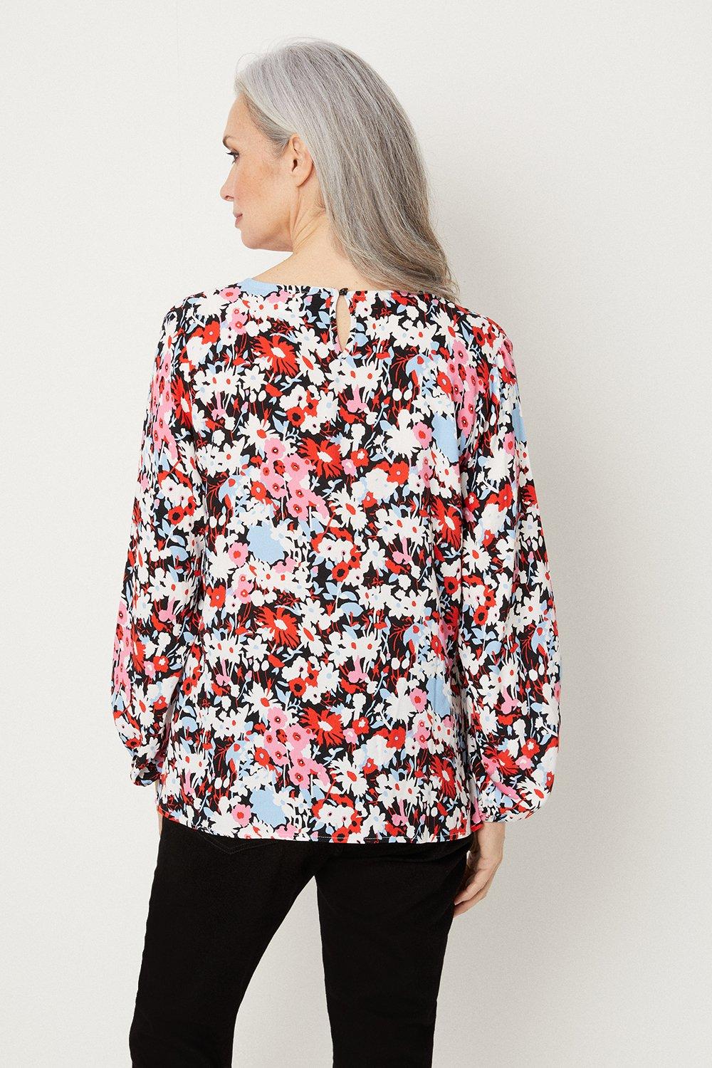 Ditsy Floral V Neck Shell Top | Wallis EU