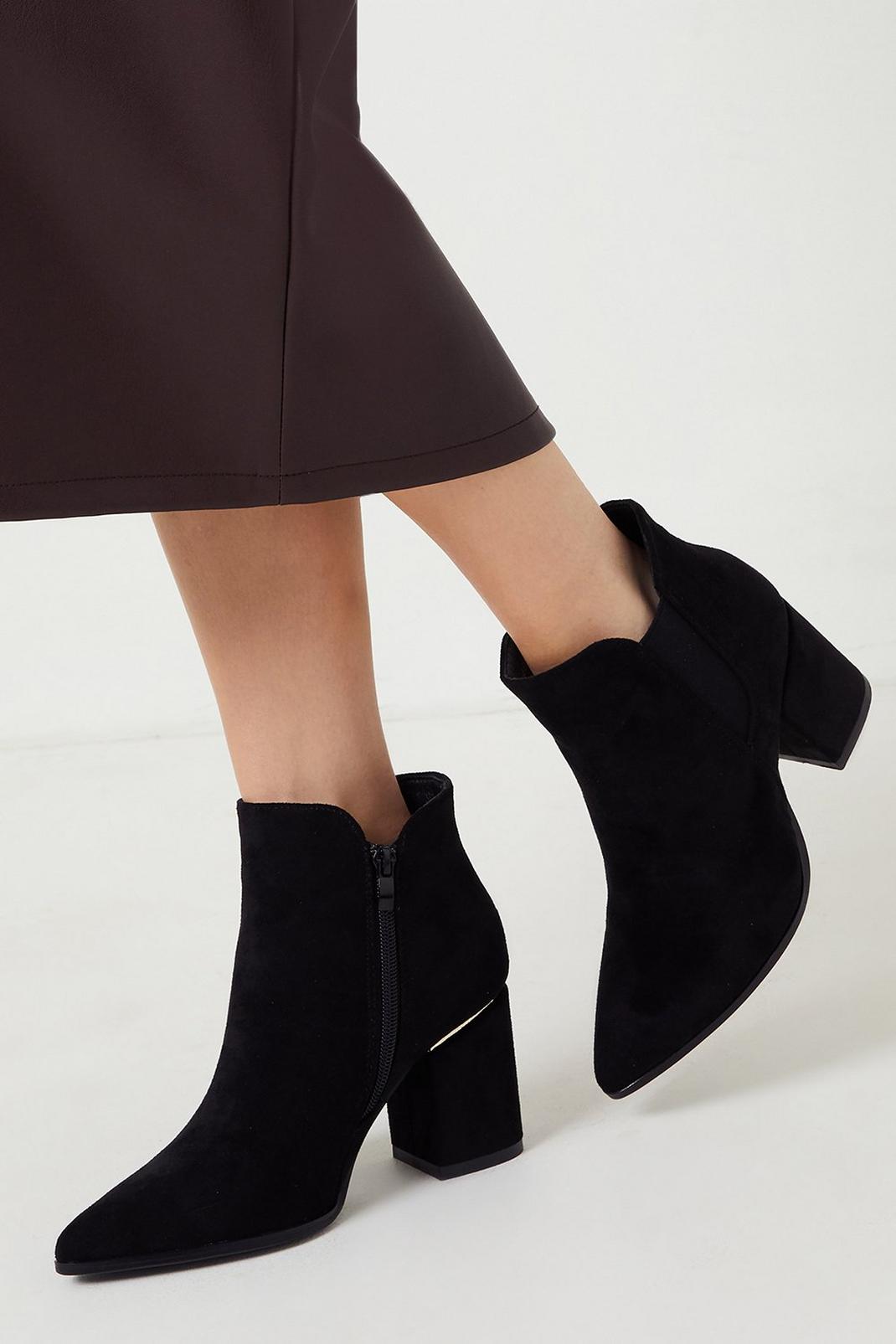 Black Martha Heeled Chelsea Ankle Boots image number 1