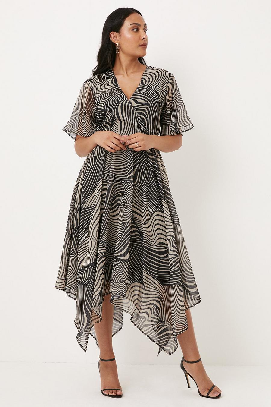 Petite Mono Linear Swirl Shirred Midi Dress