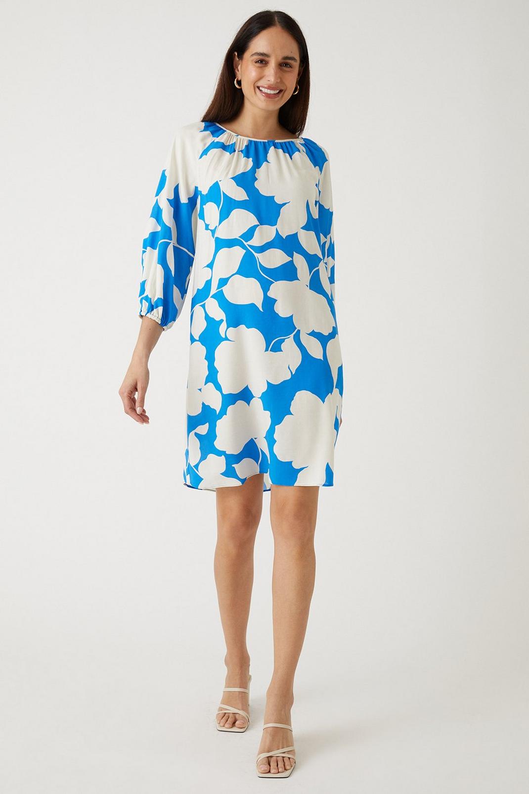 Blue Floral Pleat Detail Shift Dress image number 1