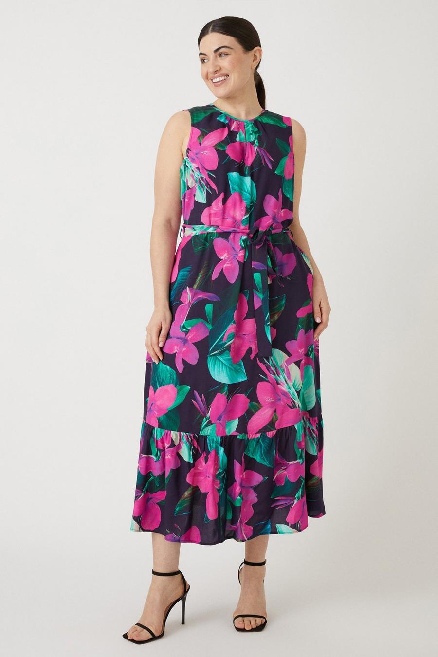 Curve Floral Print Sleeveless Belted Tiered Maxi Dress