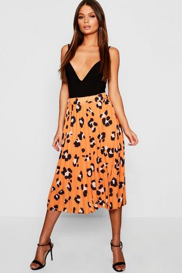 Pleated Leopard Print Midi Skirt orange