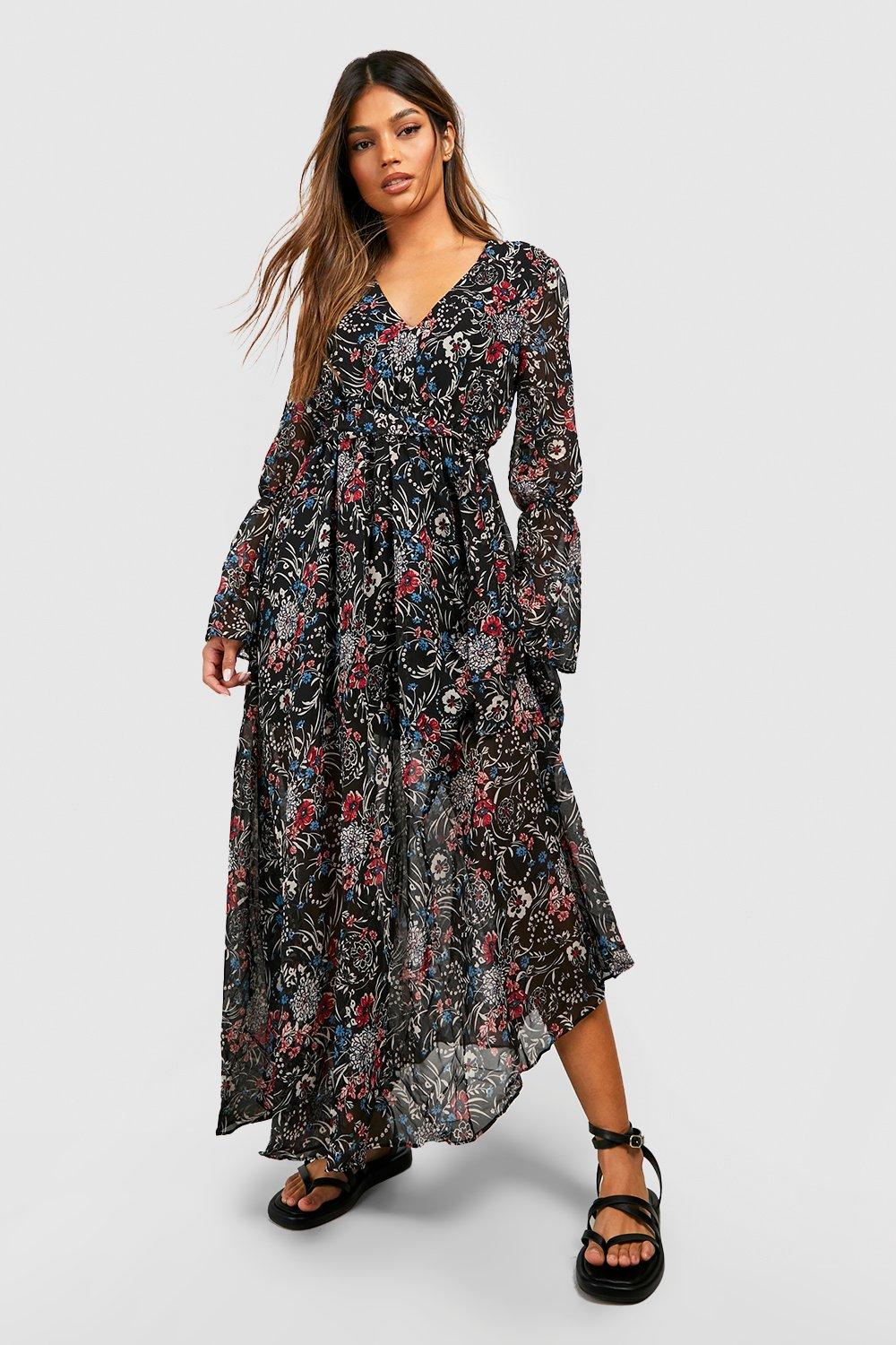 Boho ditsy floral on sale shirring detail maxi dress