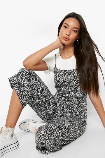 T-Shirt and Leopard Print Cami Jumpsuit 2 In 1 Set grey