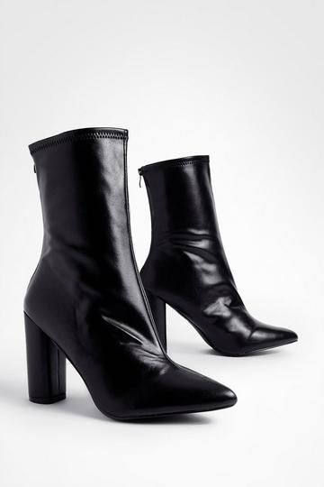 Pointed Sock Boots black