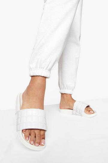 Wide Fit Chunky Quilt Slider white