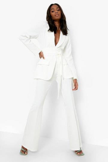 Tailored Fit & Flare Pants ivory