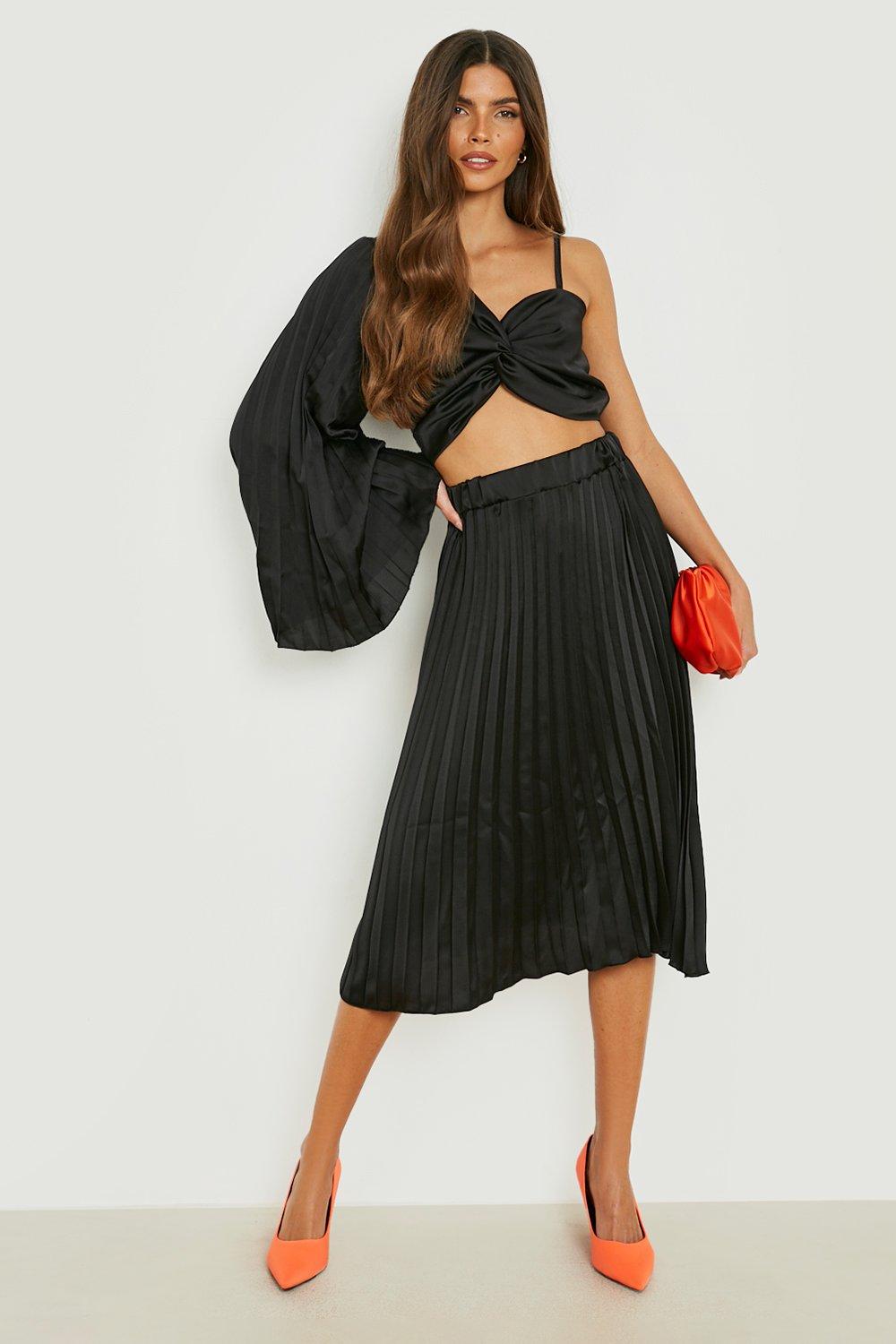 Missguided satin pleated clearance midi skirt in black