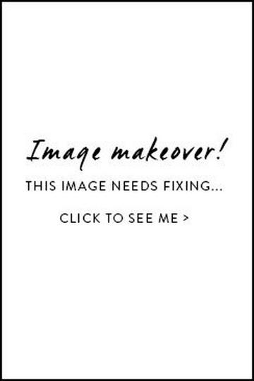 NYX Professional Makeup Suede Matte Lipstick Lightweight Matte Finish 14 lavender & lace