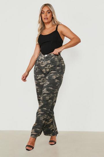 Plus Camo Print Cargo Jeans green