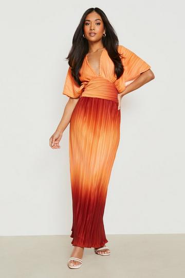 Petite Ombre Plisse Batwing Plunge Maxi Dress orange