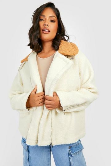 Plus Teddy Fur Contrast Aviator beige