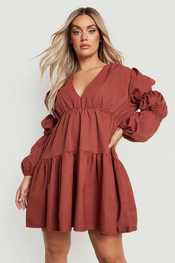 Plus Woven Tiered V Neck Smock Dress rust