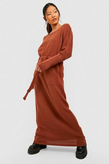 Petite Belted Knitted Maxi Dress chocolate