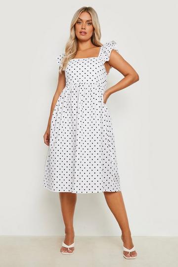White plus size dresses | boohoo UK