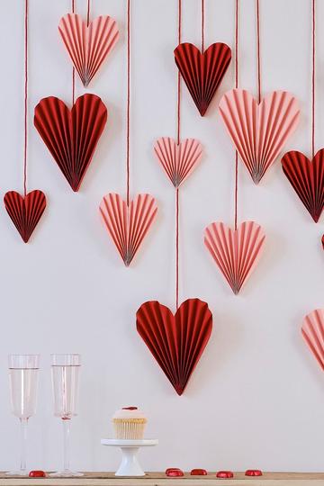Ginger Ray Valentines Paper Palm Heart Fans red