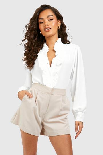 Hammered Ruffle Neck & Front Blouse ivory