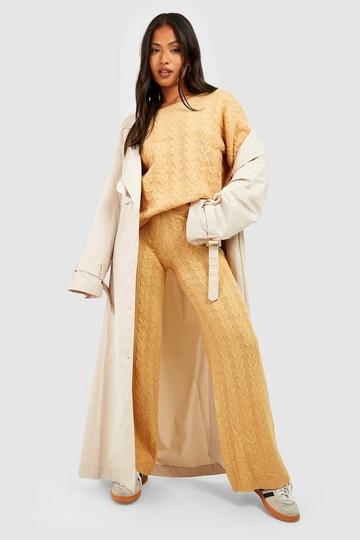 Petite Soft Cable Knitted Trouser Co-ord camel