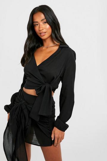 Petite Textured Cheesecloth Knot Front Shirt black