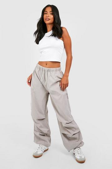 Petite Relaxed Soft Touch Woven Cargo Jogger silver