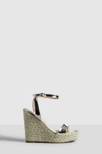 Metallic Two Part Round Toe Wedges gold
