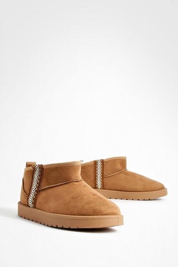 Embroidered Detail Cozy Boots chestnut