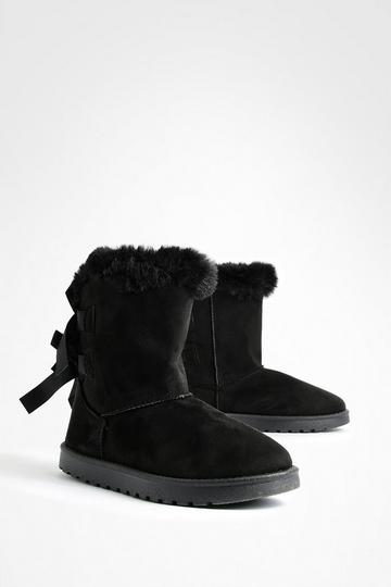 Bow Detail Cozy Boots black