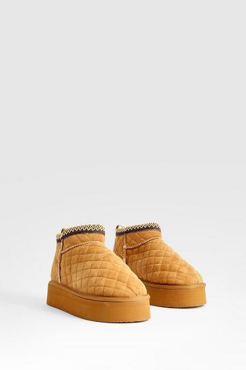 Quilted Ultra Mini Platform Cosy Boots chestnut