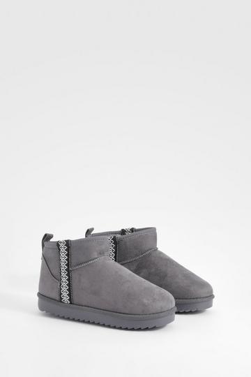 Embroidered Detail Ultra Mini Cozy Boots grey