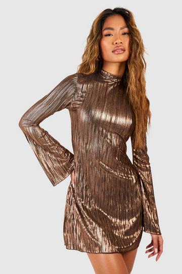 Metallic Plisse Flare Sleeve Shift Dress gold