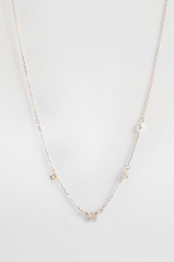 Scattered Butterfly & Pearl Necklace gold
